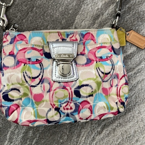 Vintage Coach Crossbody Bag - Picture 2 of 7